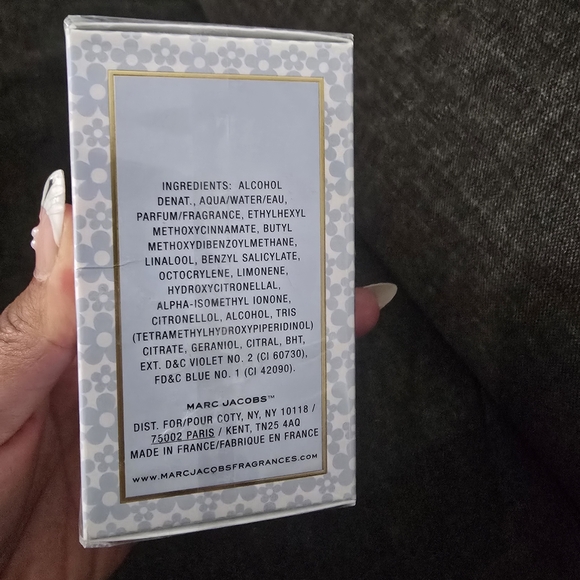 Marc Jacobs Daisy Dream Eau de Toilette 30ml - Picture 4 of 6